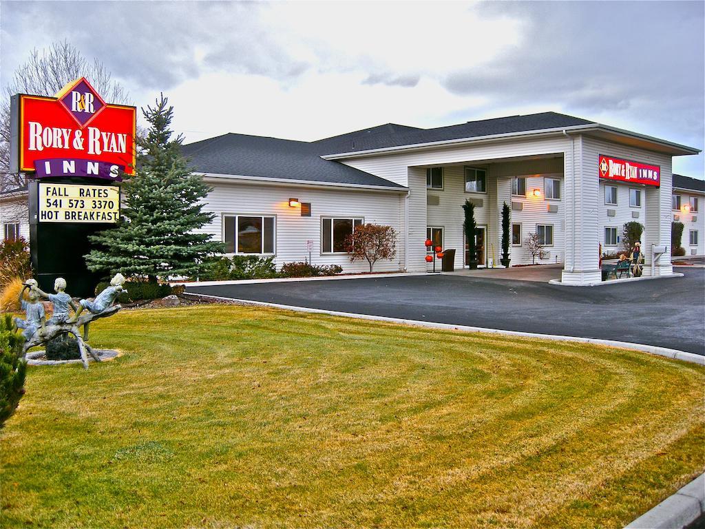 Rory & Ryan Inn Hines Exteriér fotografie