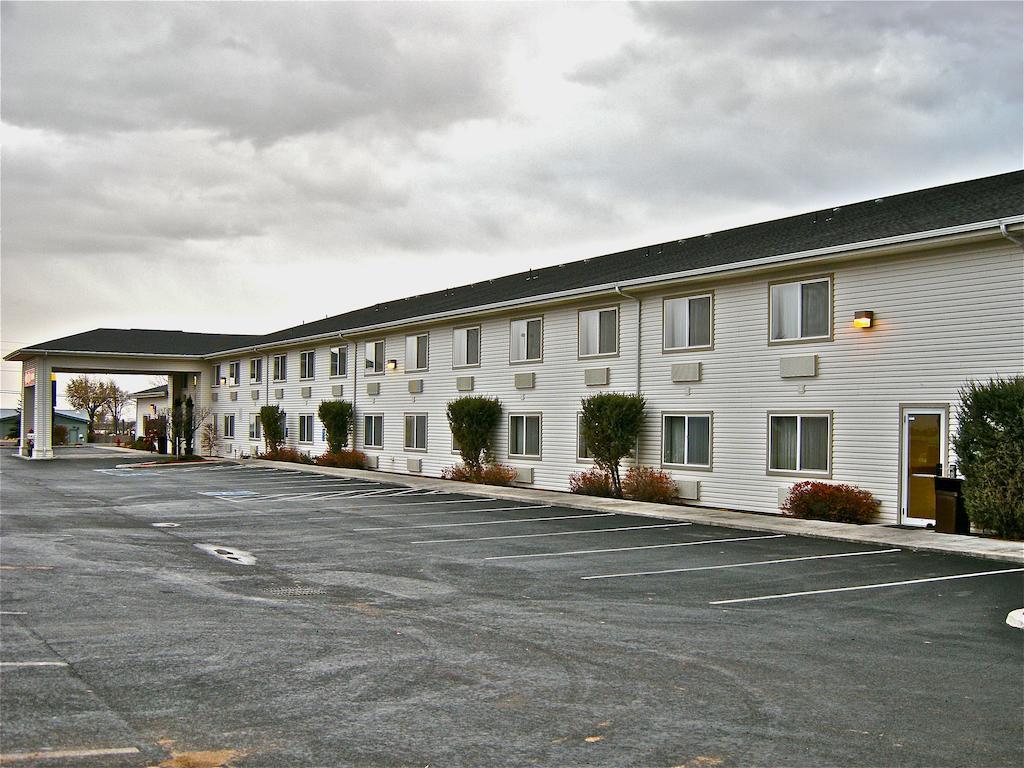 Rory & Ryan Inn Hines Exteriér fotografie