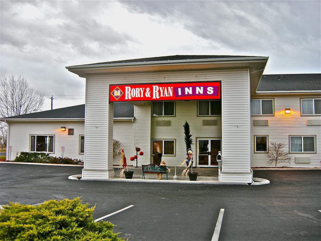 Rory & Ryan Inn Hines Exteriér fotografie